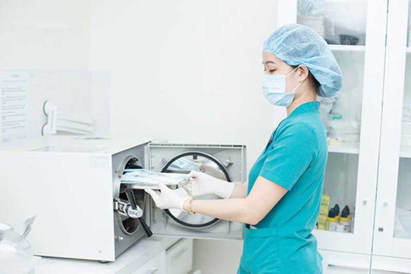Quy trình vô trùng dụng cụ nha khoa chuẩn quốc tế 